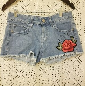 Express Cut off shorts with detail